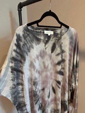River + Sky Sierra Top, tie-dyed french terry top, Grey/Purple/Black, Size XS/S